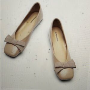 C.Paravano “Eva” Bowknot Ballerina Flats(pink)
NIB